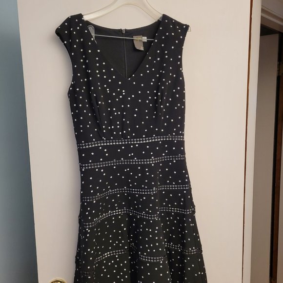 Fit and Flare Polka Dot Dress- EU - wore like 3 times - Picture 3 of 7
